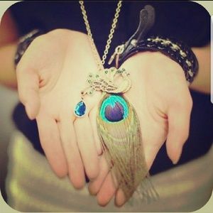 NWT Boutique Retro Bronze Peacock Fashion Necklace